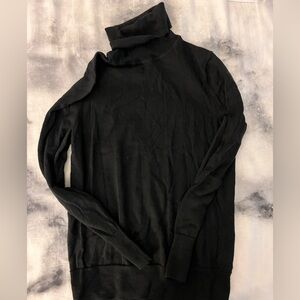 Gap Womens black 100% Merino Wool turtleneck